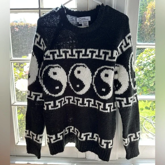 Urban Outfitters Sweaters Uo Urban Outfitters Yin Yang Knit